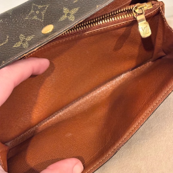 Louis Vuitton LV Sarah Brown Monogram Wallet - Picture 14 of 14
